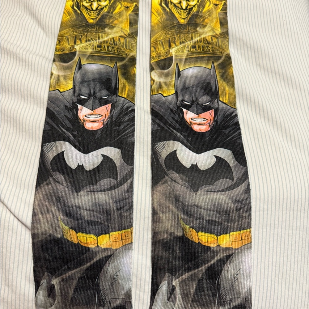 Black and Yellow Casual Socks with Iconic Superhero Design